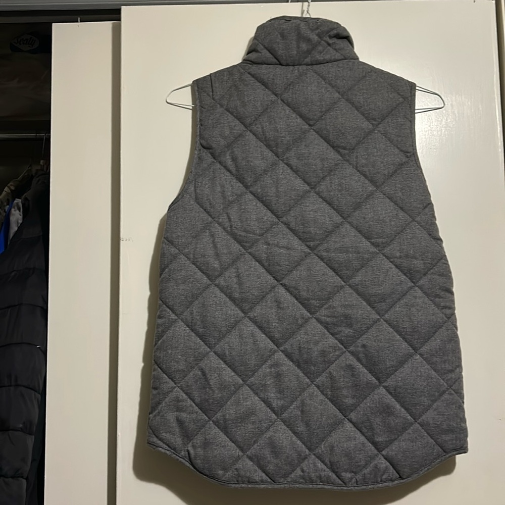 Brand new got as a gift not my size no tags no receipt
